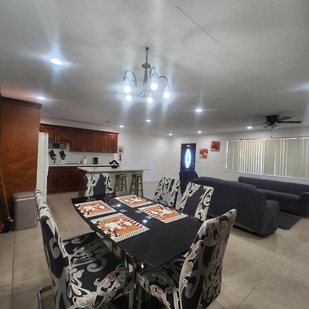 The Jazzy Escape Villa Miami Exterior photo